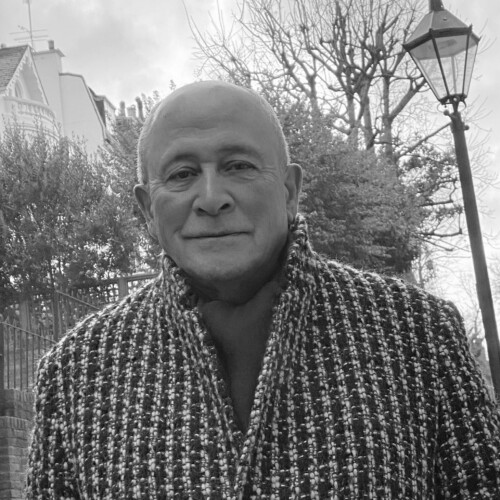 Picture of Mark Ezra
